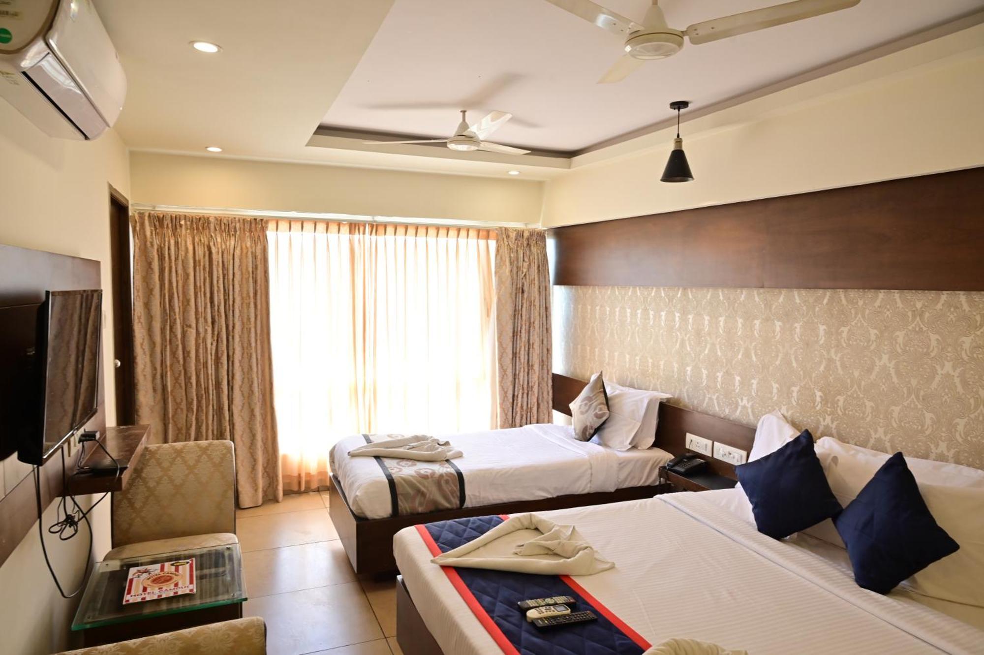 Canyon Sun Chennai Exterior photo
