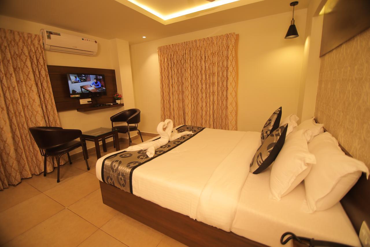 Canyon Sun Chennai Exterior photo