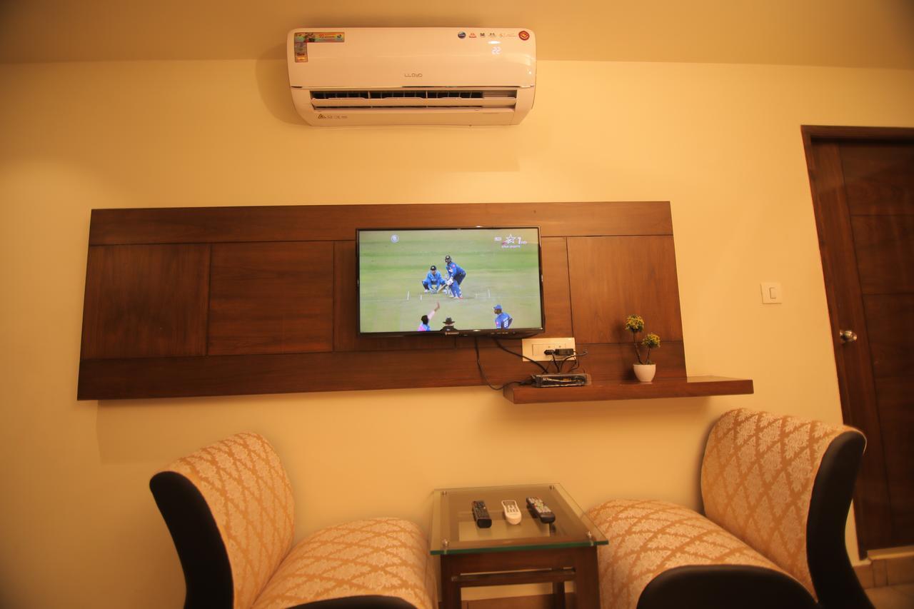 Canyon Sun Chennai Exterior photo