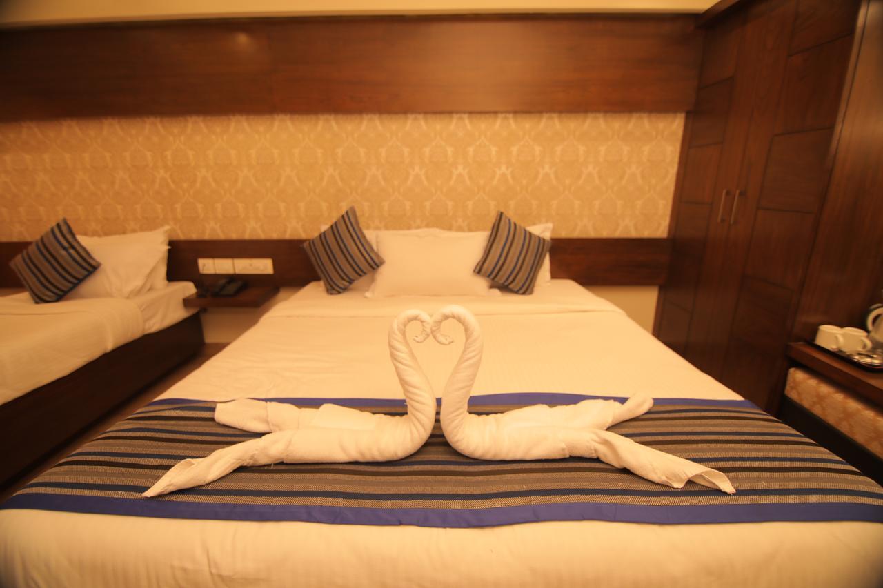 Canyon Sun Chennai Exterior photo