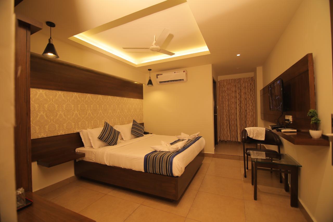 Canyon Sun Chennai Exterior photo