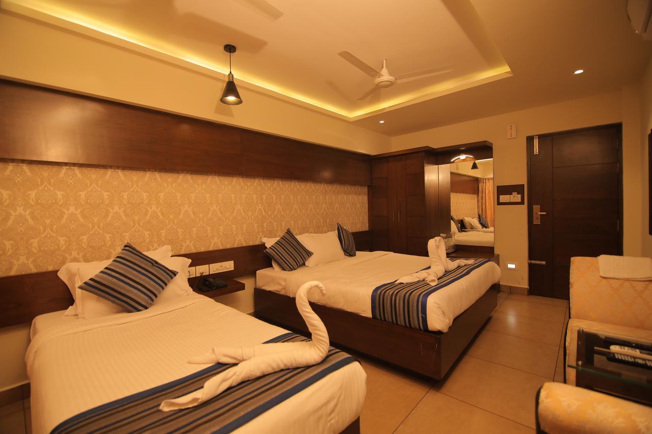 Canyon Sun Chennai Exterior photo